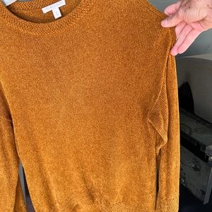 Chelsea & Violet sweater size medium